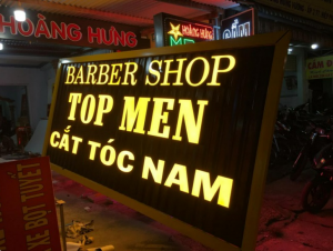 Mẫu bảng hiệu cắt tóc nam nữ tole kết hợp chữ nổi Mica
